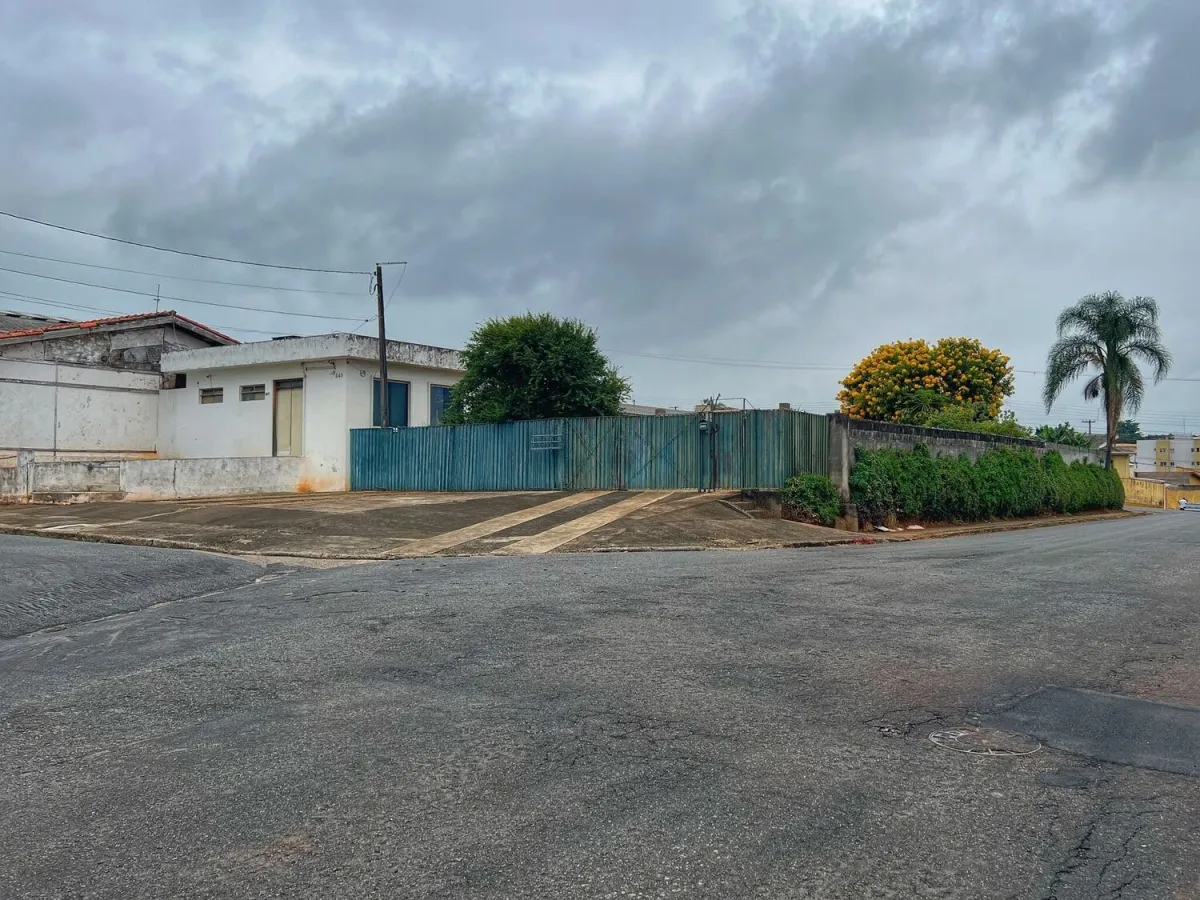 Terreno comercial no Jardim Alvinópolis, Atibaia